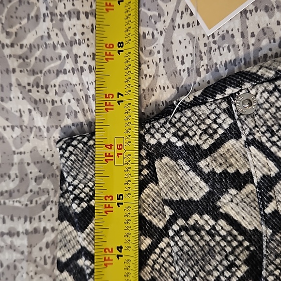 NWT Michael Kors Snake Print Jeggings - Picture 6 of 12
